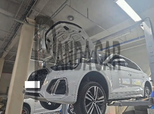2022 Audi Q5 40 TDI quattro, photograph 3