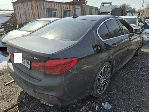 2020 BMW 520d M Sport Package, photograph 1