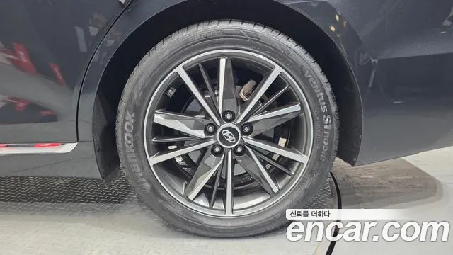 2021 Hyundai Grandeur 2.5, photograph 12