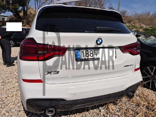 2021 BMW X3 xDrive30e, photograph 4