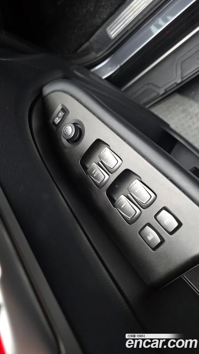 2019 KG_Mobility_Ssangyong Rexton Diesel 2.2 4WD, photograph 4