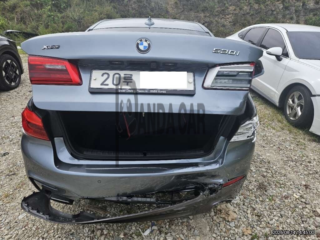2018 BMW 530i xDrive, photograph 3