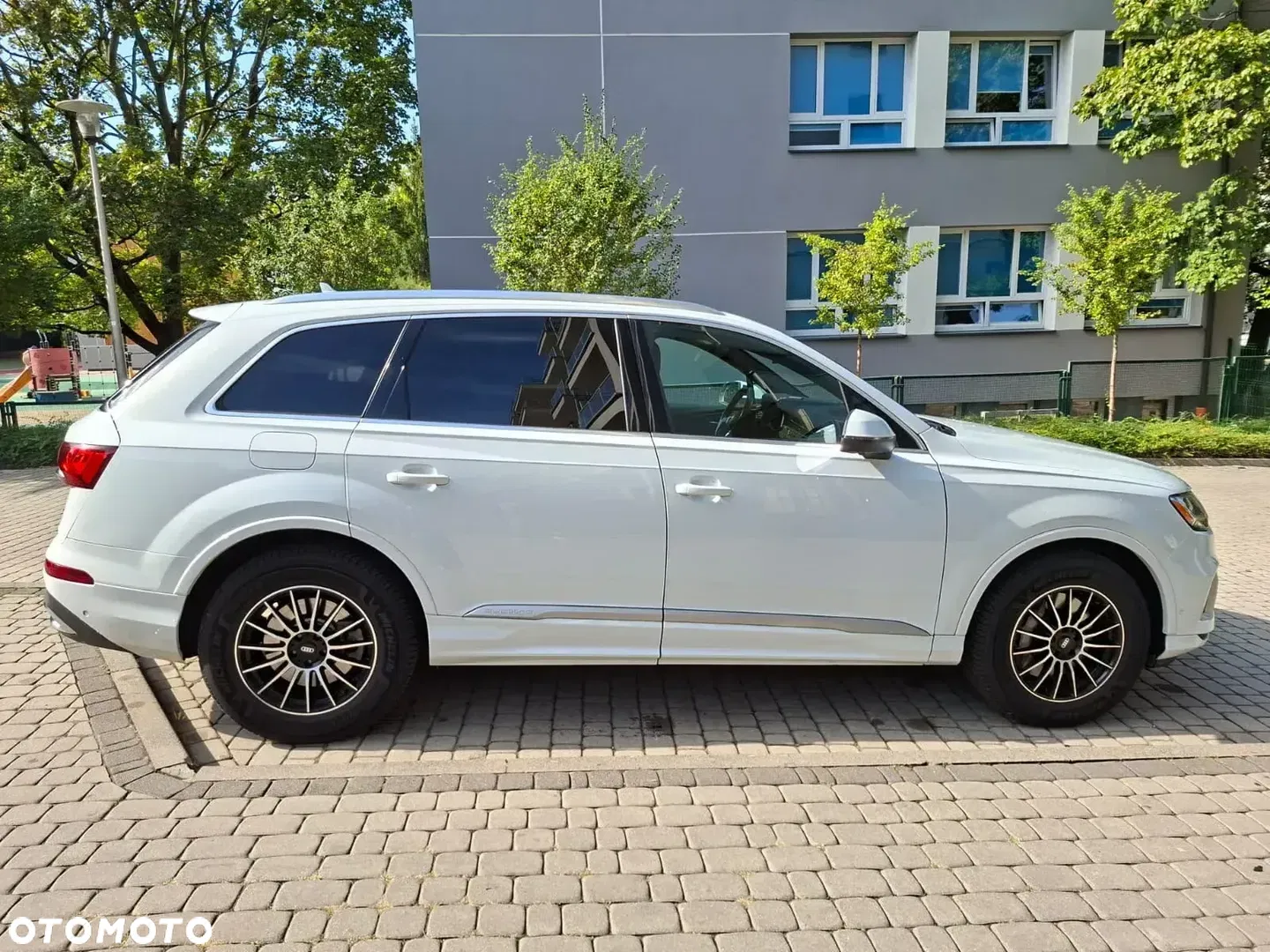 2021 Audi Q7, photograph 3