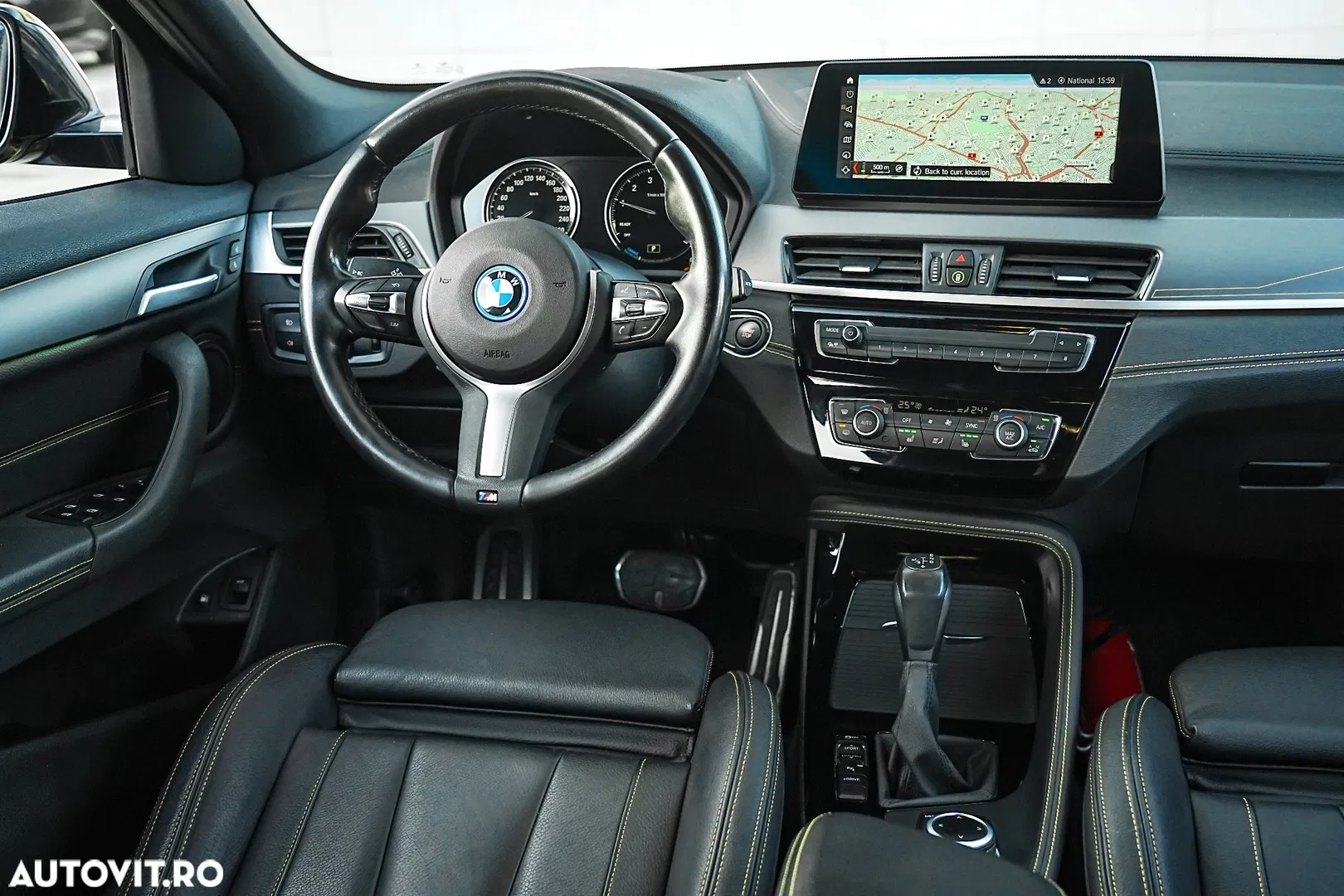 2022 BMW X2 xDrive25e Edition Goldplay, photograph 7