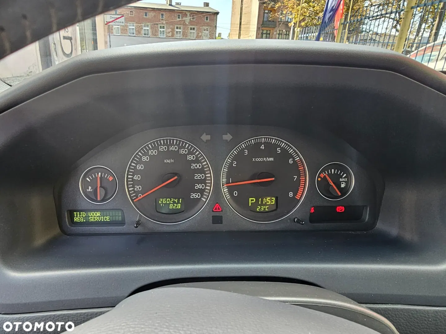 2003 Volvo S60 2.4 Momentum, photograph 10