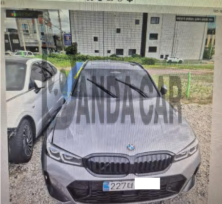 2025 BMW 320d Touring, photograph 1