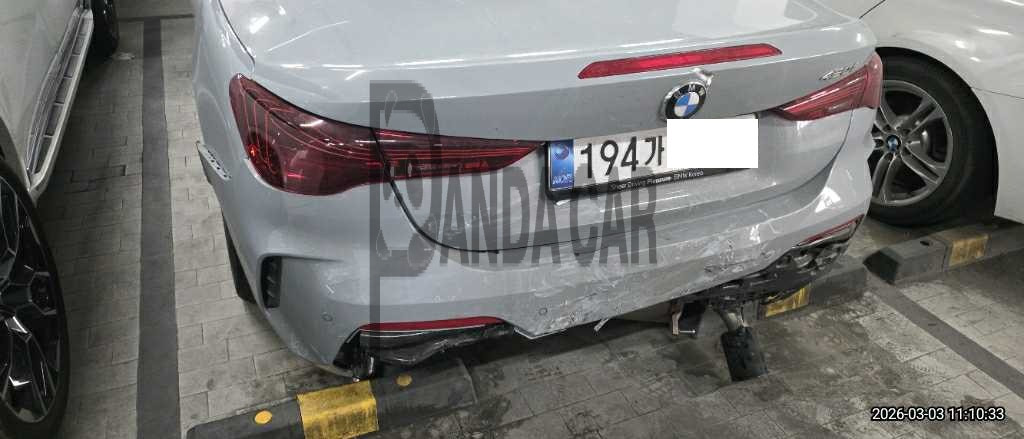 2025 BMW 420i Convertible, photograph 4