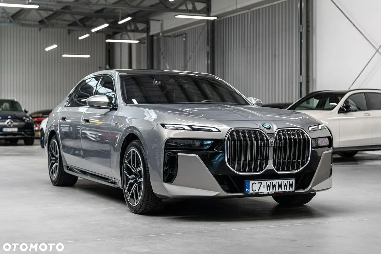 2024 BMW Seria 7 740d xDrive mHEV M Sport sport, photograph 5
