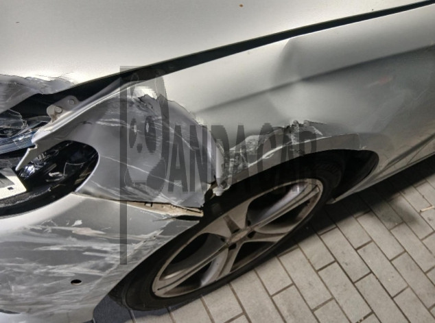 2017 Mercedes-Benz E220 d, photograph 3