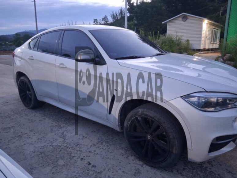 2017 BMW X6 M50d, photograph 2