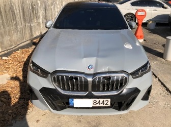 2024 BMW 523d, photograph 1