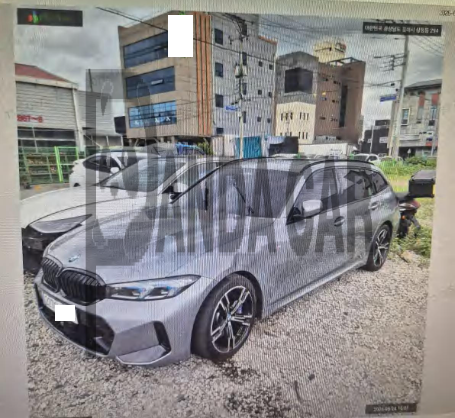 2025 BMW 320d Touring, photograph 3