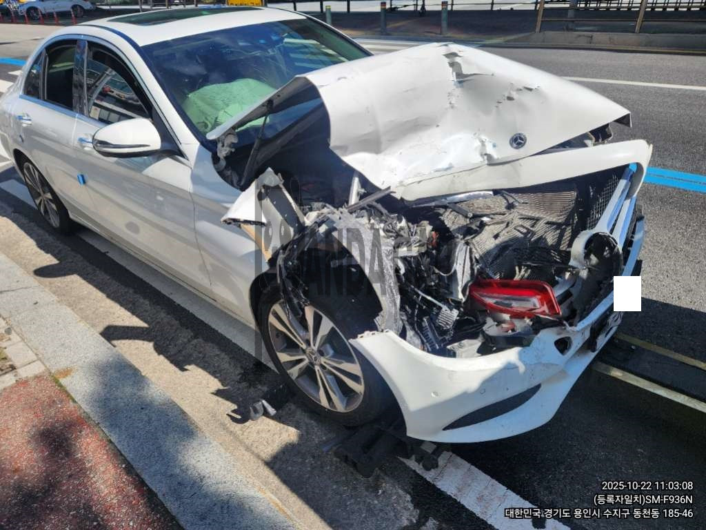 2018 Mercedes-Benz C220 d, photograph 3
