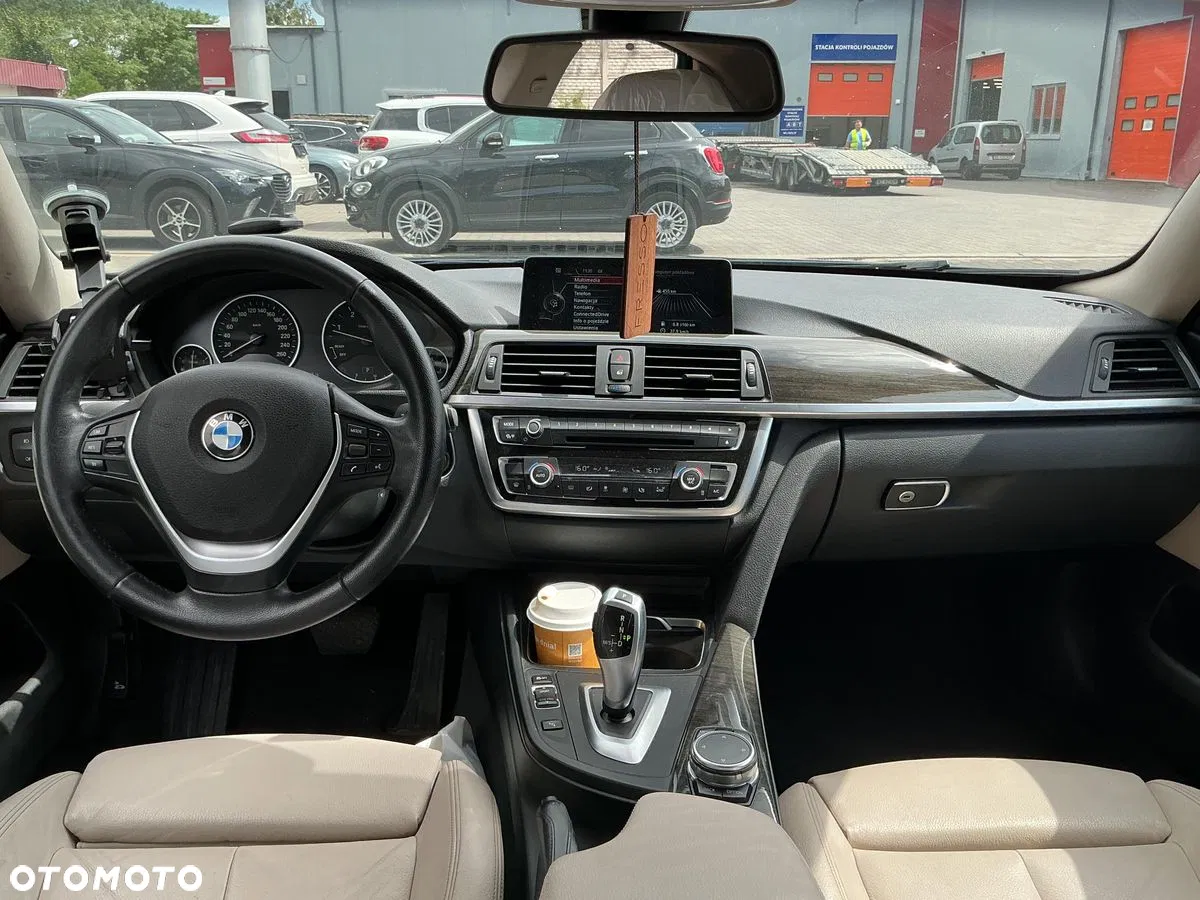 2016 BMW Seria 4 418d Luxury Line, photograph 5