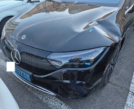 2022 Mercedes-Benz EQE350 +, photograph 4