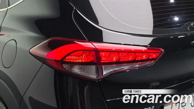 Hyundai Tucson Gasoline 1.6 turbo 2WD — photo 1 of 32