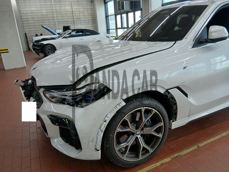 2023 BMW X6 xDrive40i, photograph 1