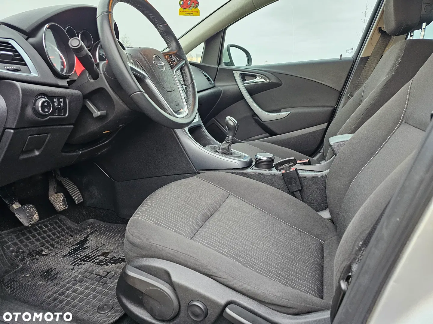 2013 Opel Astra 1.4 T Active, photograph 11