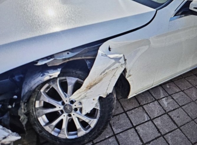 2017 Mercedes-Benz E220 d, photograph 3