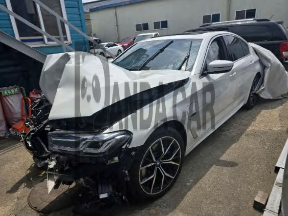 2022 BMW 530e, photograph 1