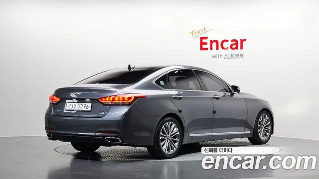 2014 Hyundai Genesis G330 Premium AWD, photograph 12