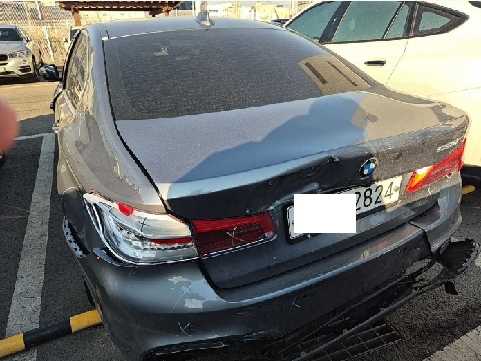 2019 BMW 530i M Sport Package Plus, photograph 4