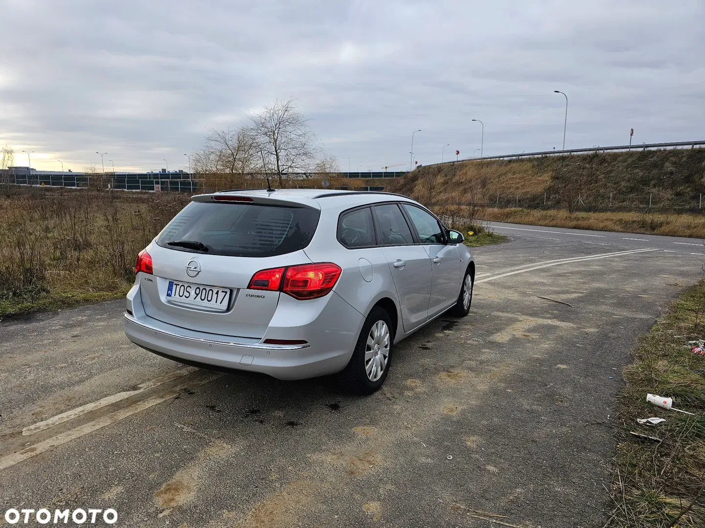 2013 Opel Astra 1.4 T Active, photograph 5