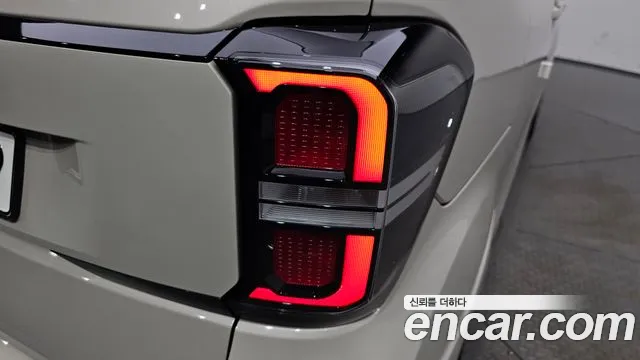 Kia RAY Signature — photo 1 of 36