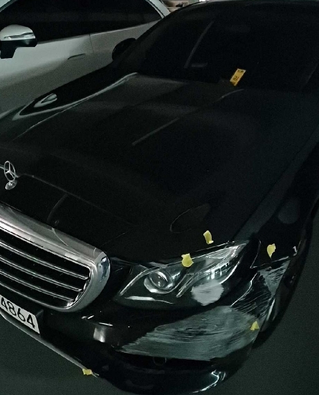 2019 Mercedes-Benz E220 d 4Matic, photograph 2