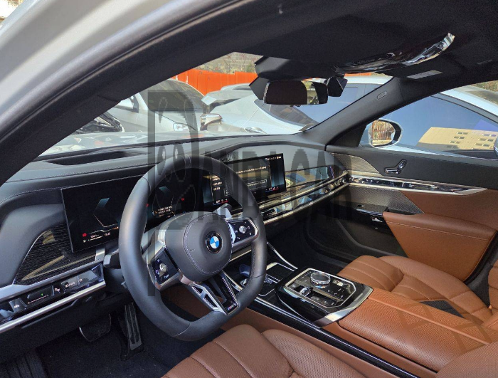 2025 BMW 740d xDrive, photograph 4