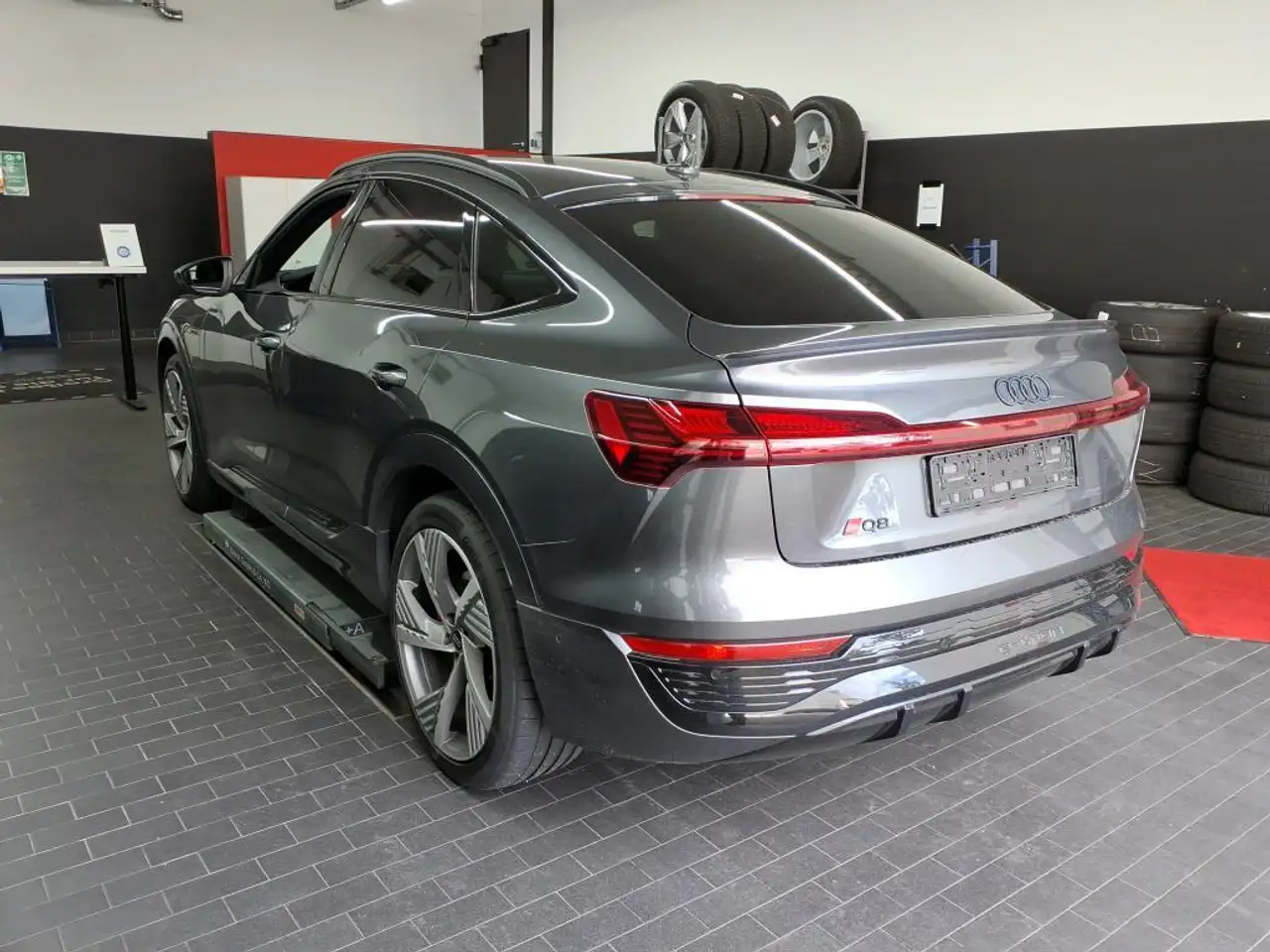 2023 Audi Q8 e-tron Sportback 55 2x S line ACC AHK HuD B&O, photograph 5