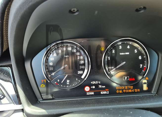 2022 BMW X1 xDrive20i, photograph 5