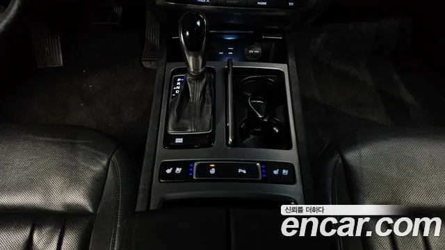 2014 Hyundai Genesis G330 Modern, photograph 12