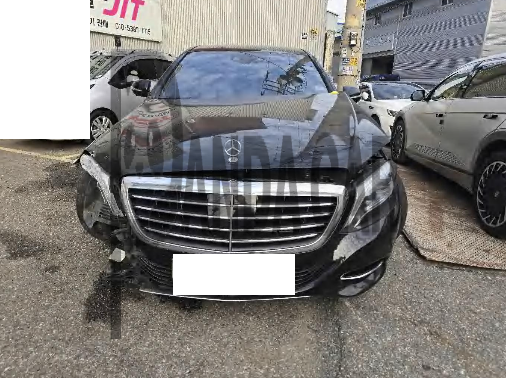 2017 Mercedes-Benz S500 4Matic L, photograph 1