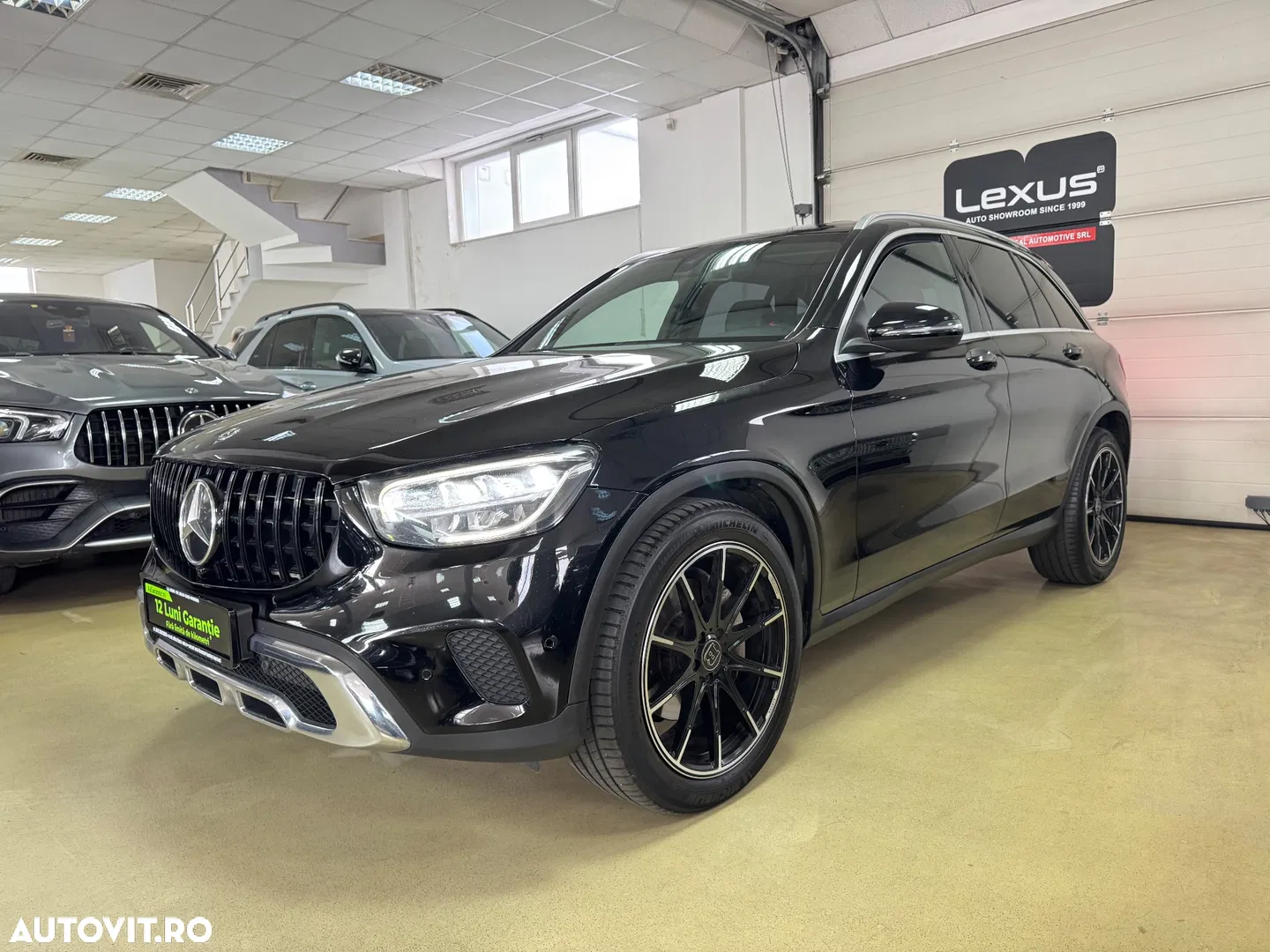 Mercedes-Benz GLC 200 d 4MATIC 9G-TRONIC AMG Line — photo 1 of 33