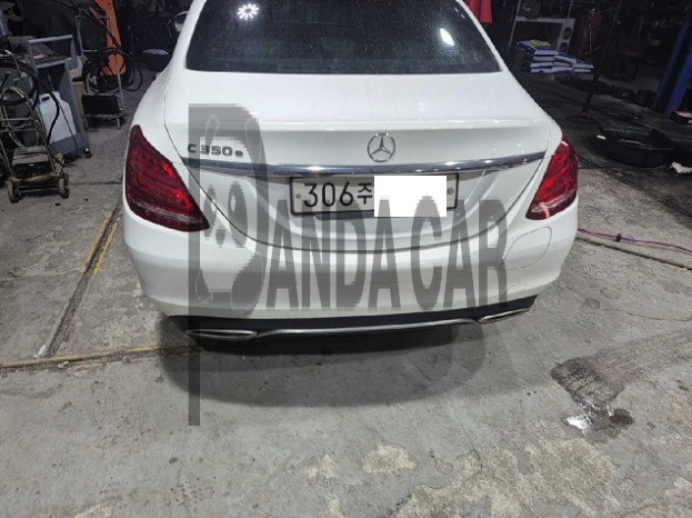 2018 Mercedes-Benz C350 e, photograph 7