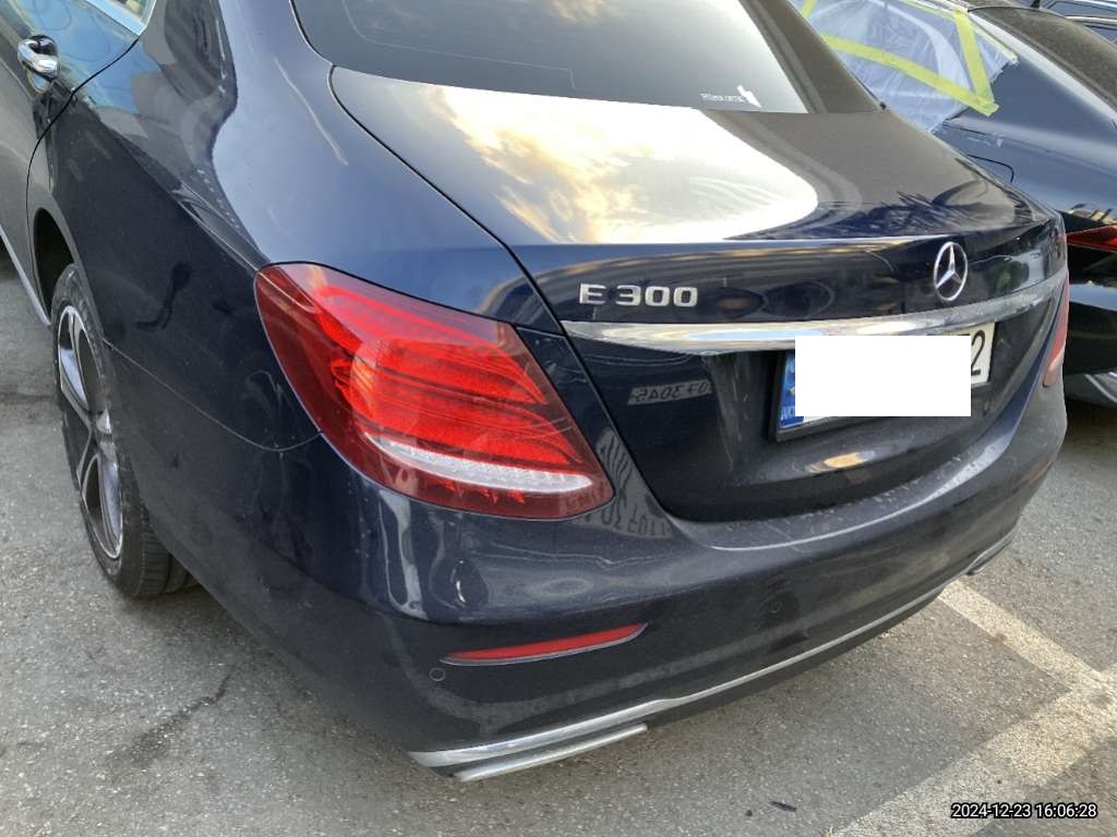 2019 Mercedes-Benz E300, photograph 5
