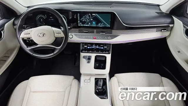 Hyundai Grandeur 2.5 — photo 1 of 30