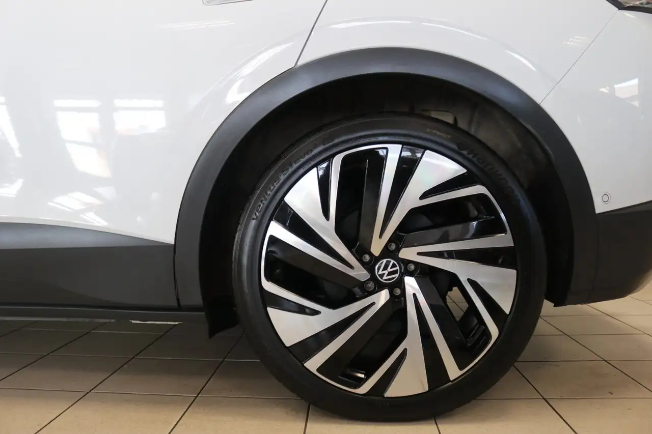 2023 Volkswagen ID.4 Pro Performance Matrix DCC AHK HUD Pano WP, photograph 4