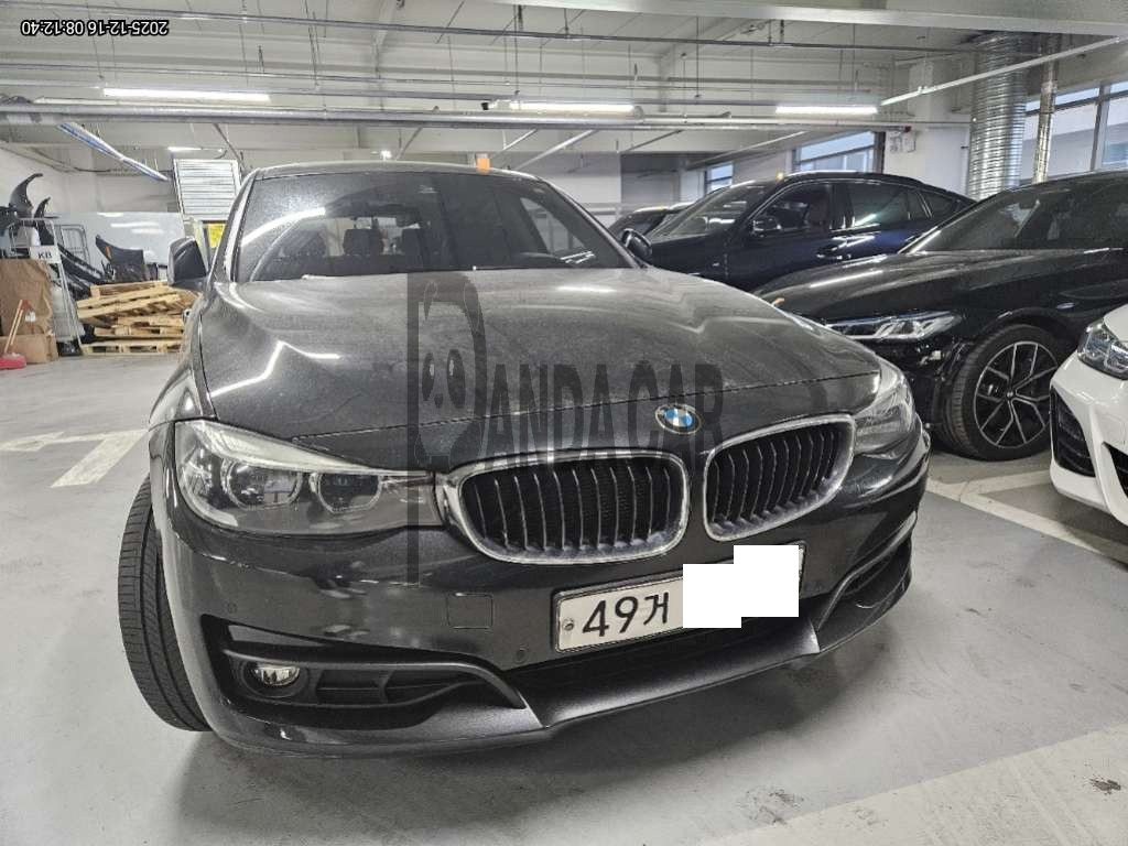 2017 BMW 320d Gran Turismo xDrive, photograph 1