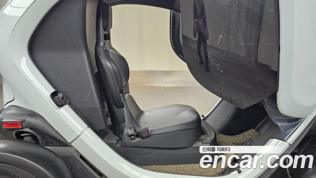 2019 Renault-KoreaSamsung Twizy Cargo(1-seater+Trunk), photograph 9
