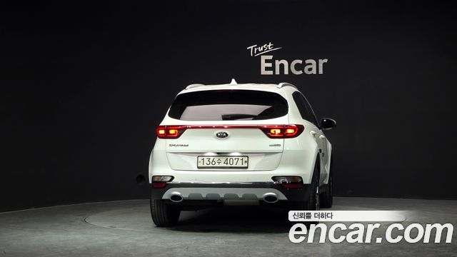 2018 Kia Sportage Diesel 2.0 2WD, photograph 2