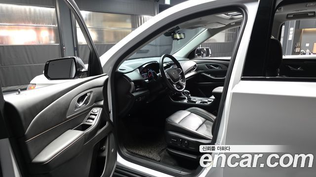 2021 ChevroletGMDaewoo Traverse 3.6 AWD RS, photograph 9