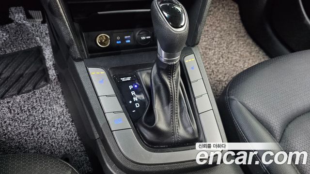 2017 Hyundai AVANTE 1.6 GDI Value Plus, photograph 12