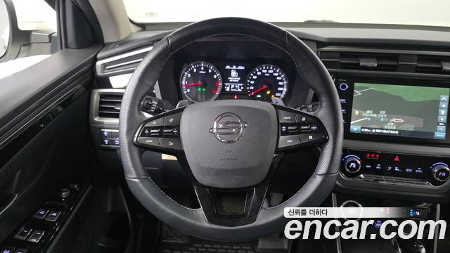 2021 KG_Mobility_Ssangyong KORANDO Gasoline 1.5 2WD C5, photograph 1
