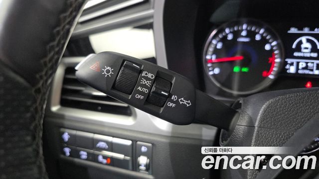 2021 KG_Mobility_Ssangyong KORANDO Gasoline 1.5 2WD C5, photograph 2