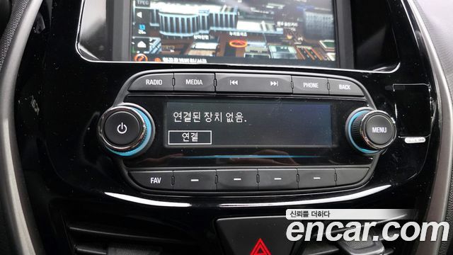 2015 ChevroletGMDaewoo Spark LT, photograph 5