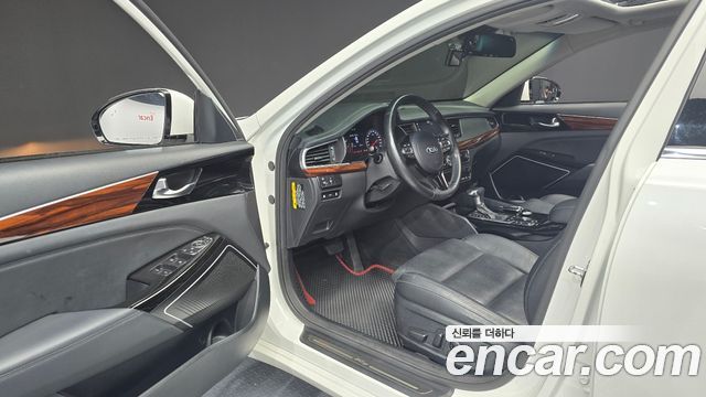 2016 Kia K7 2.4 GDI Prestige, photograph 4