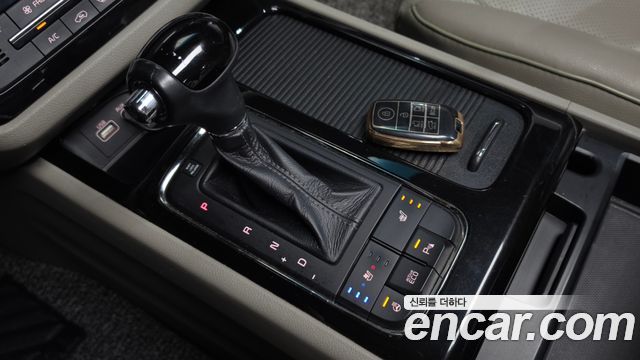 2016 Kia Canival 7-seater Limousine, photograph 8