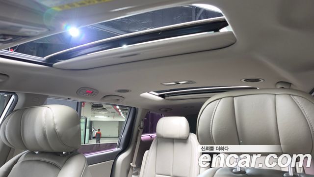 2016 Kia Canival 7-seater Limousine, photograph 12